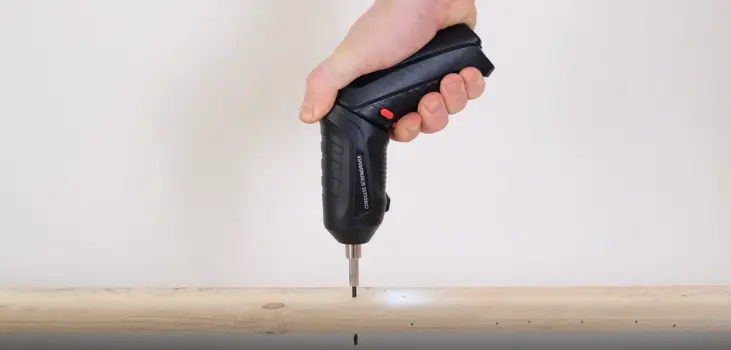 gif of Apex Drill on top of a wooden table